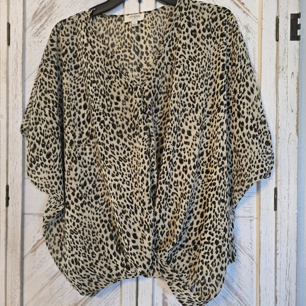 Leopard Print Women's Top By Umgee